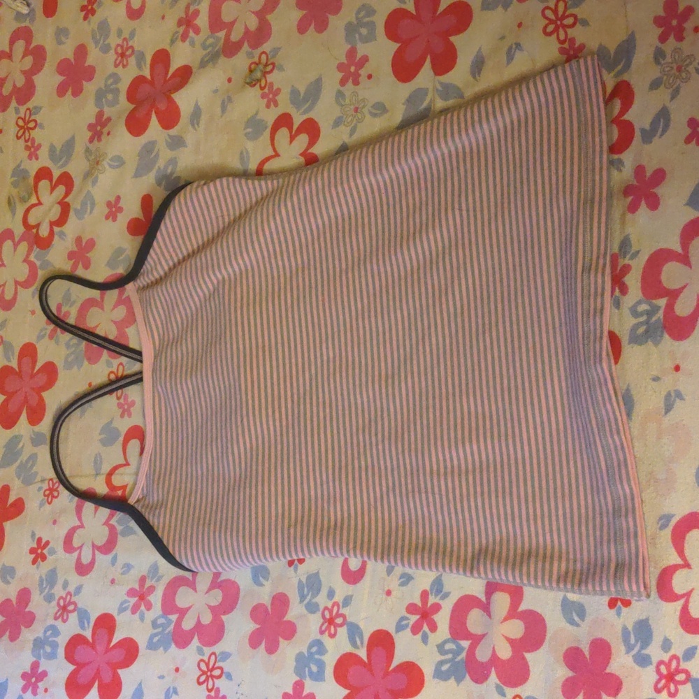 Lululemon Size 6 Pink and Blue Striped Power Y Tank Top 6 / Small